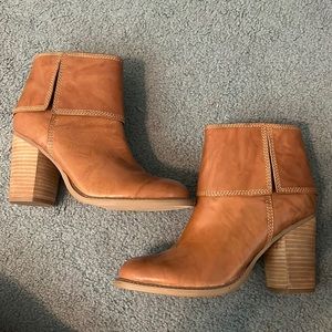 Kelsi Dagger Booties